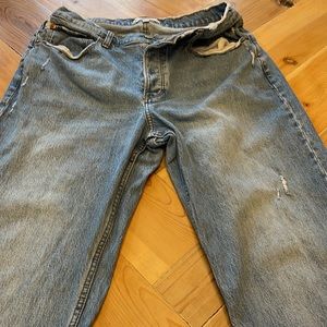 Abercrombie and Fitch curve love size 31 or 12, 90s baggy jeans slight distress
